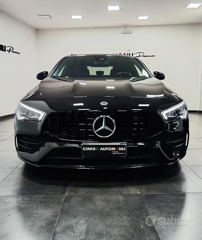 Usata Mercedes CLA200 Premium 150 CV (110 kW) 2023 Nero Berlina
