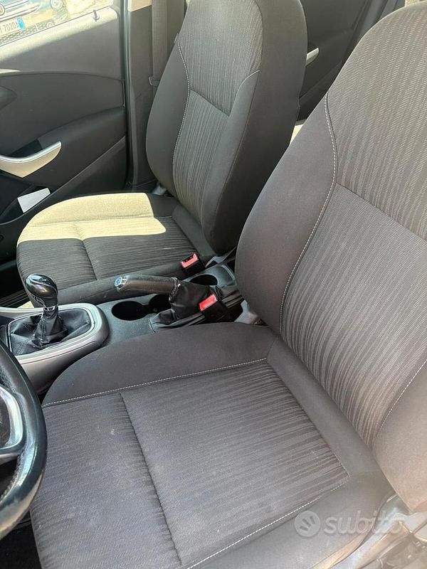 Usata Opel Astra Cosmo 110 CV (80 kW) 2012 Blu Berlina