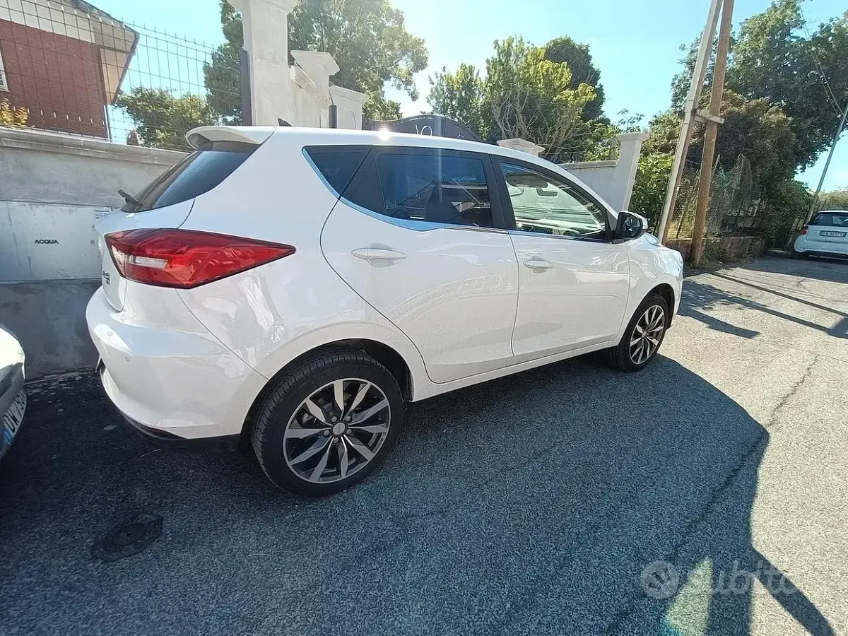 Usata EVO Evo 3 113 CV (83 kW) 2025 Bianco SUV