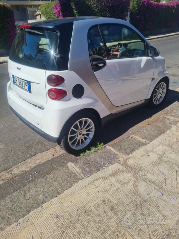 Usata Smart ForTwo Coupé 71 CV (52 kW) 2008 Utilitaria