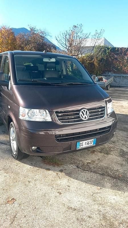 Marrone Usata 2008 VW Multivan Highline Furgone | 14.900 € (Buon prezzo) - Immagine 1/4