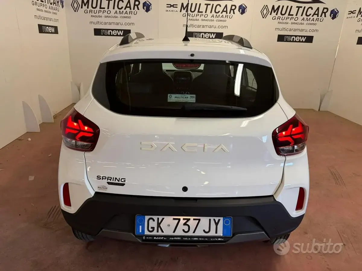 Usata Dacia Spring Business 18 kW (25 CV) 2023 Bianco Utilitaria