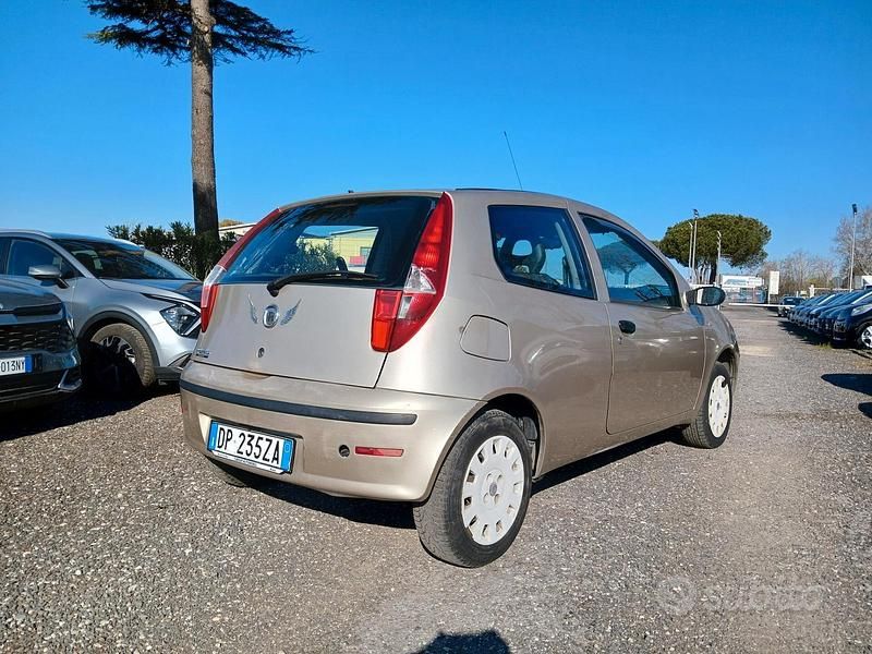 Brugt Fiat Punto Classica 60 HK (44 kW) 2008 Beige Hatchback
