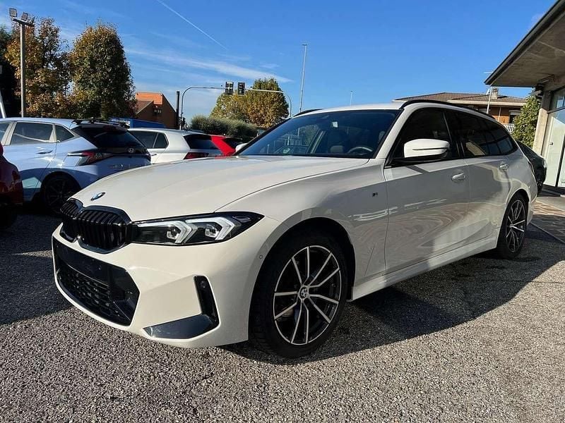 Usata BMW 318 M Sport 156 CV (114 kW) 2024 Alpin white Station wagon