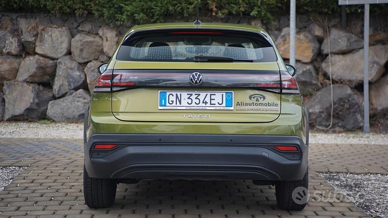 Usata VW Taigo Life 95 CV (69 kW) 2022 Verde SUV