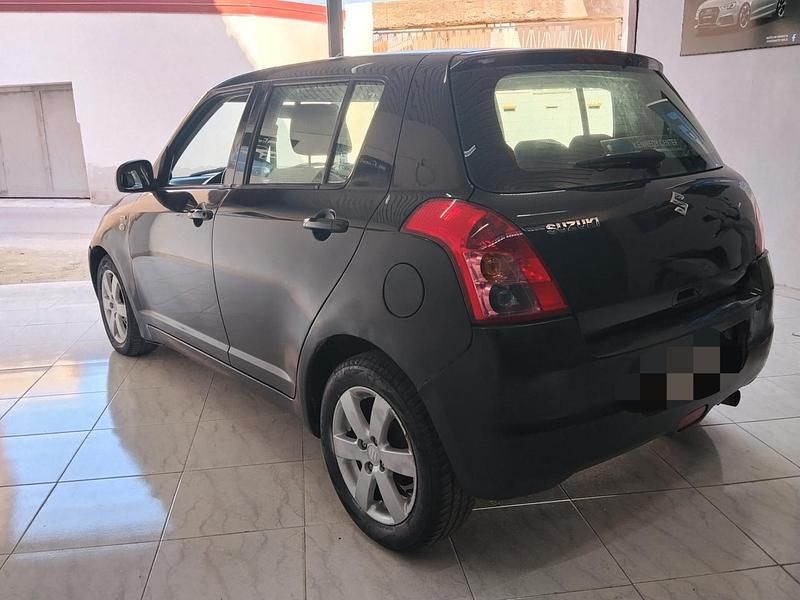 Usata Suzuki Swift 75 CV (55 kW) 2008 Nero Utilitaria