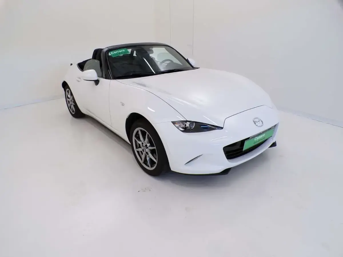 Usata Mazda MX5 Exclusive-Line 132 CV (97 kW) 2023 Bianco Cabrio