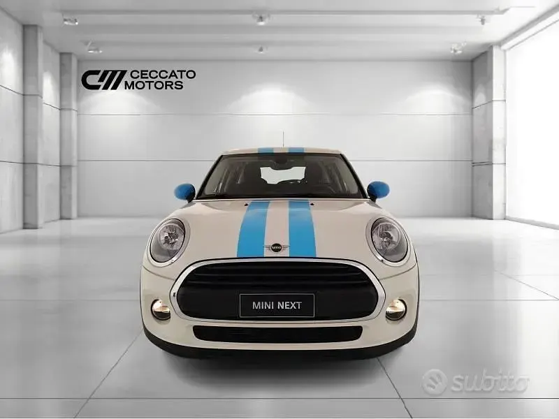 Usata Mini ONE 75 CV (55 kW) 2019 Bianco Utilitaria