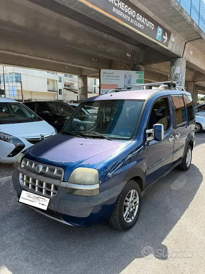 Usata Fiat Doblò 101 CV (74 kW) 2002 Bluazzurro Monovolume