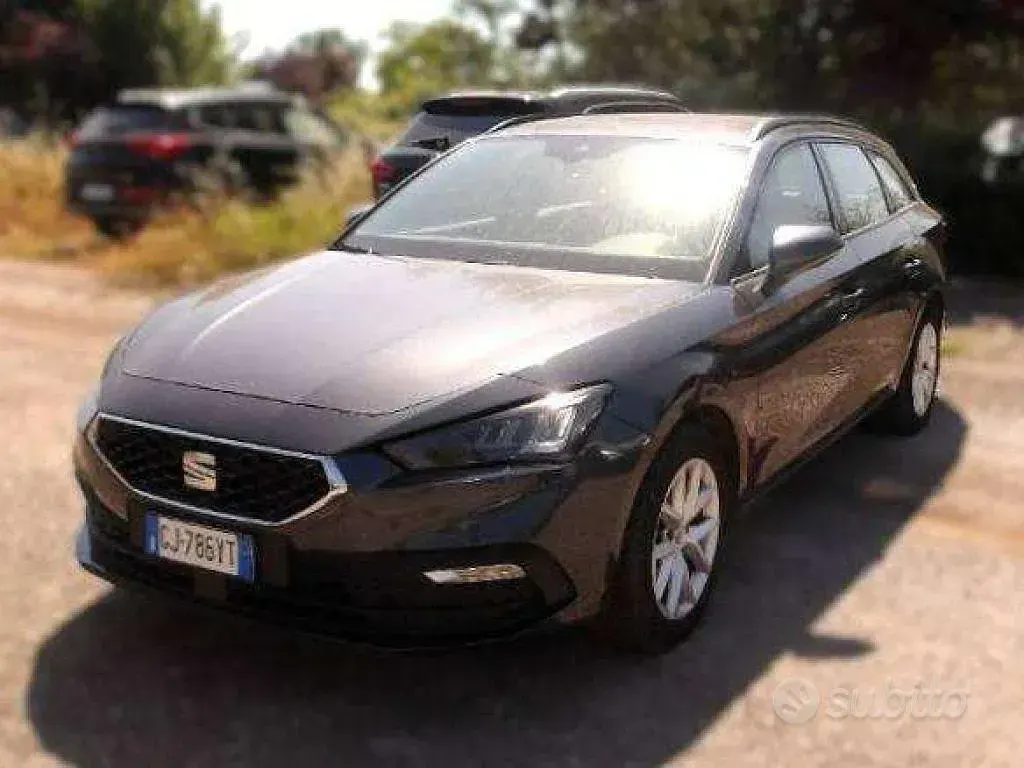 Usata Seat Leon Style 110 CV (80 kW) 2022 Grigio Station wagon