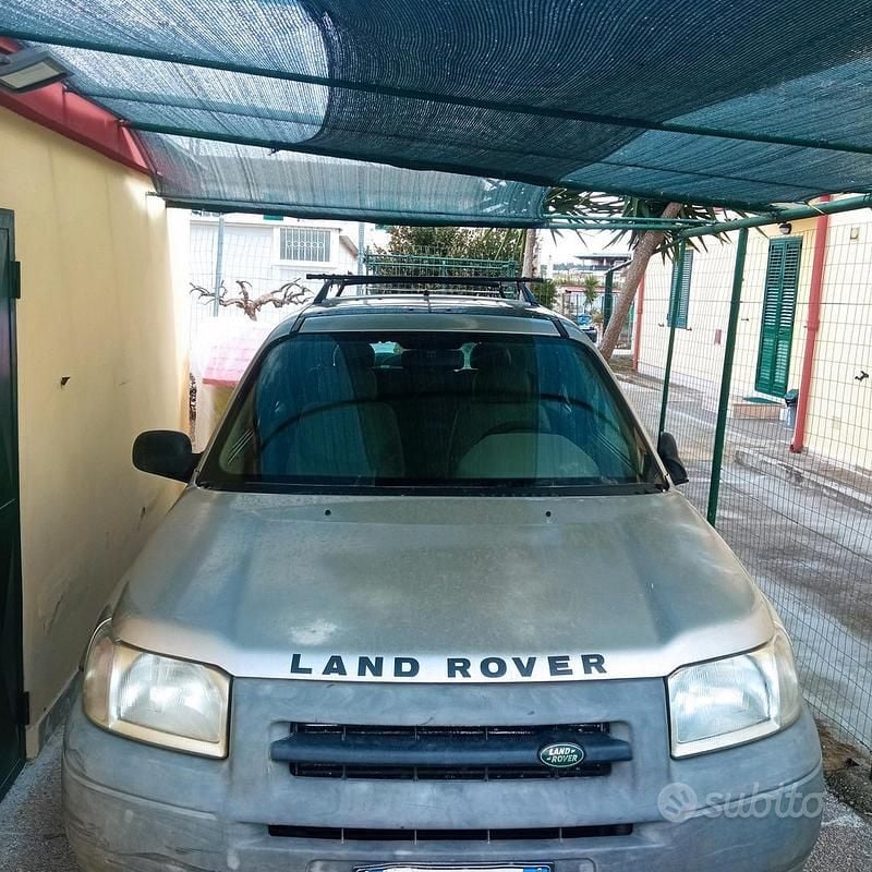 Usata Land Rover Freelander 97 CV (71 kW) 2001 Grigio SUV