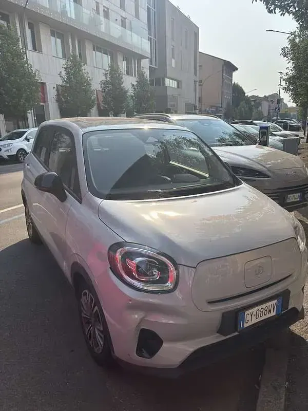 Usata Leapmotor T03 38 kW (52 CV) 2025 Utilitaria