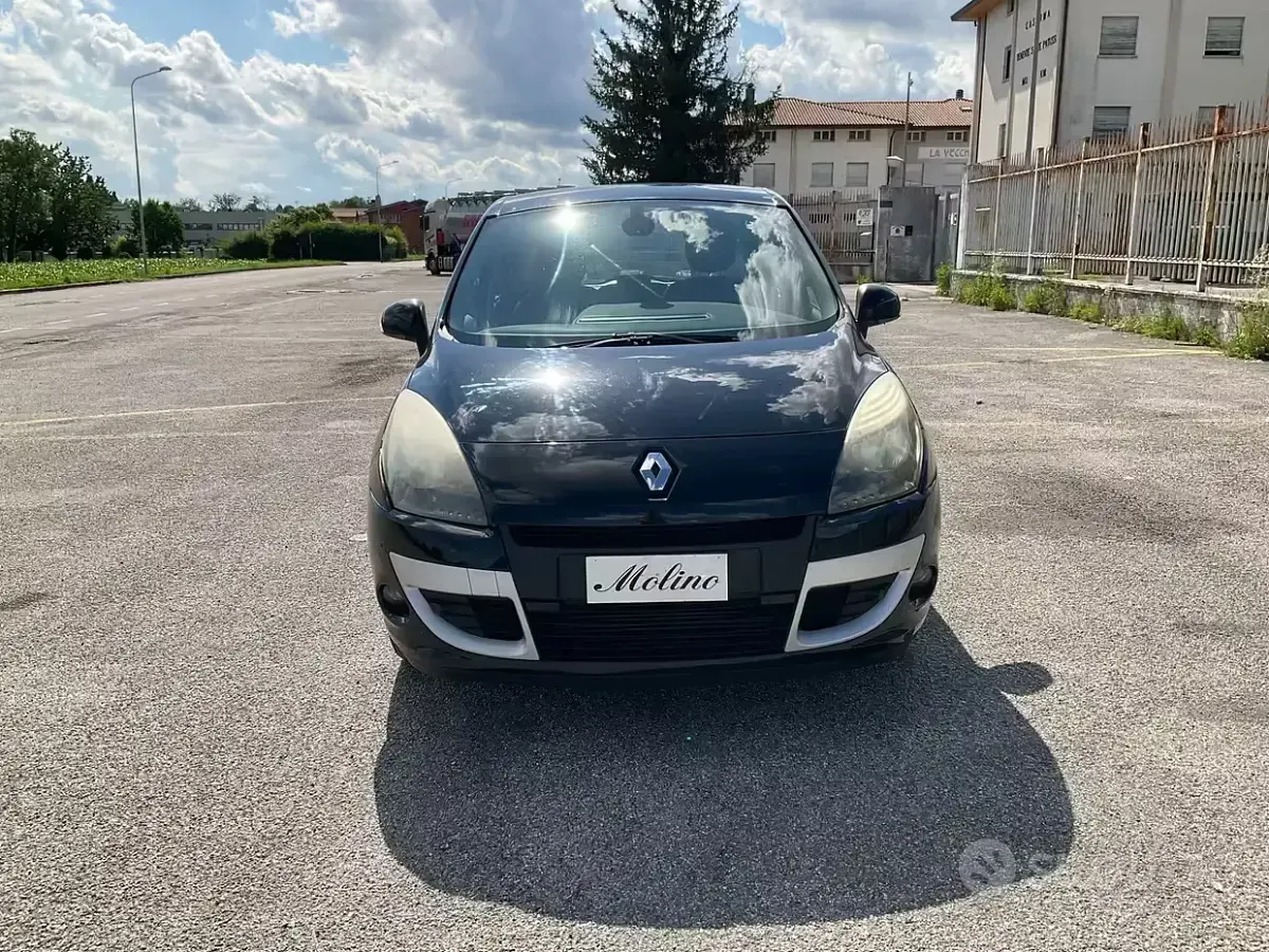 Usata Renault Scenic E-Tech 110 CV (80 kW) 2011 Nero Monovolume