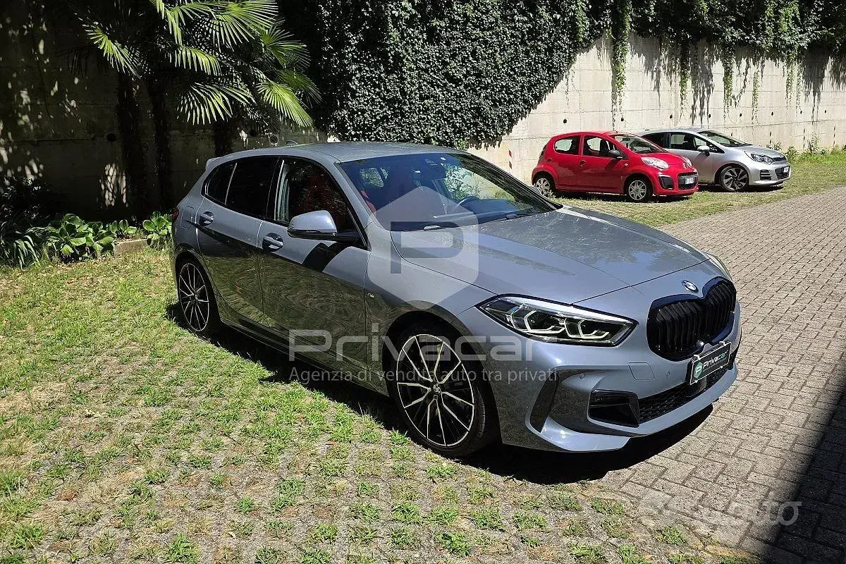 Usata BMW 118 M Sport 150 CV (110 kW) 2022 Grigio Utilitaria