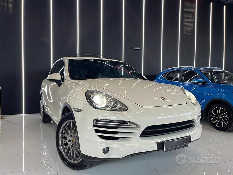 Bianco Usata 2011 Porsche Cayenne SUV | 25.900 € (Molto cara) - Immagine 1/4