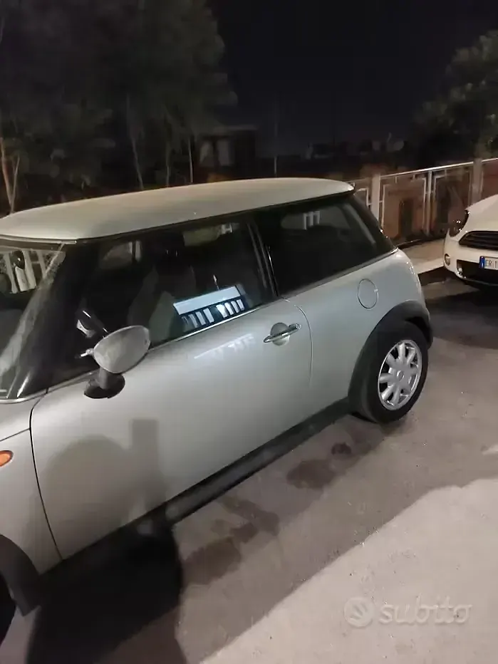 Usata Mini One D 2004 Grigio Utilitaria