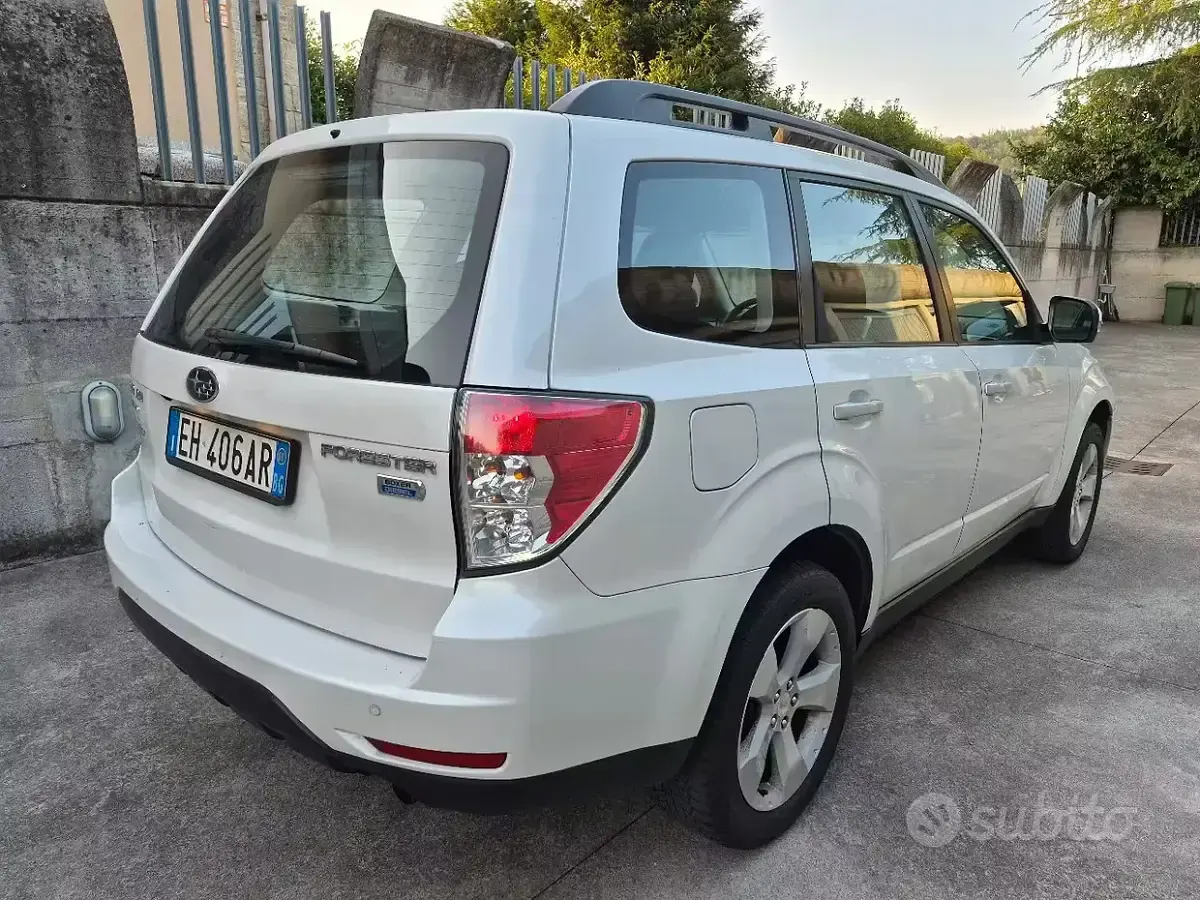 Usata Subaru Forester Trend 147 CV (108 kW) 2011 SUV