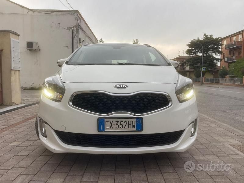 Usata Kia Carens 115 CV (84 kW) 2014 Bianco Monovolume