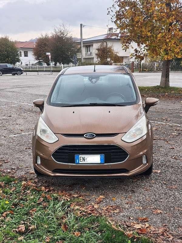 Usata Ford B-MAX Titanium 95 CV (69 kW) 2013 Monovolume