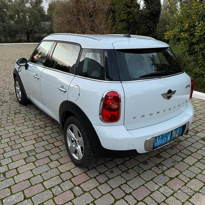 Usata Mini Cooper Countryman 2014 Bianco SUV