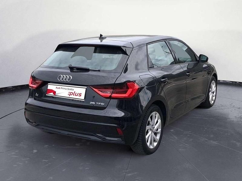Occasion Audi A1 Admired 95 PK (69 kW) 2019 Zwart SUV