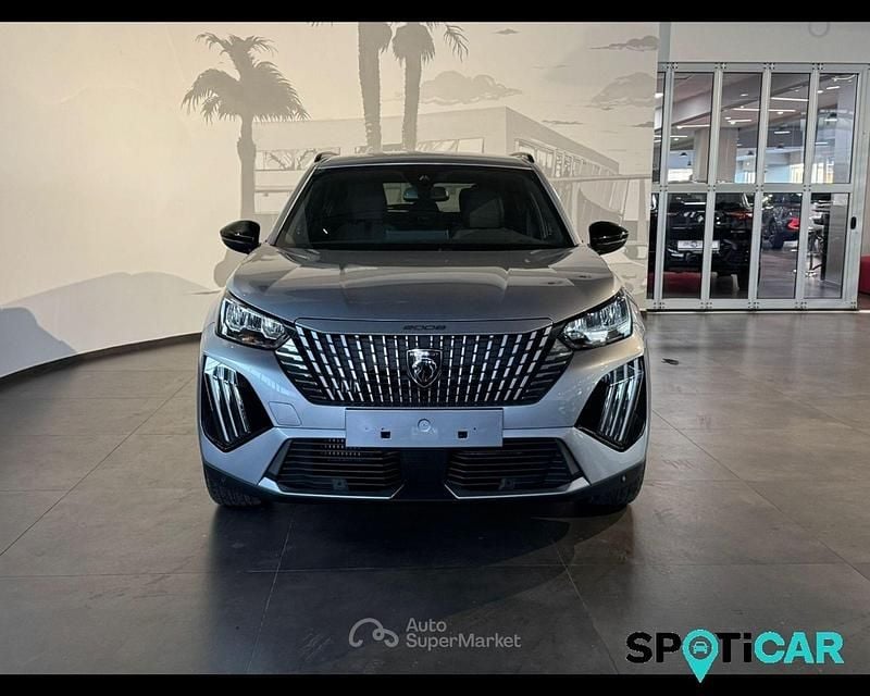 Usata Peugeot 2008 Allure 102 CV (75 kW) 2025 Gray SUV