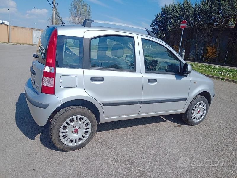 Usata Fiat Panda 77 CV (56 kW) 2010 Grigio Utilitaria