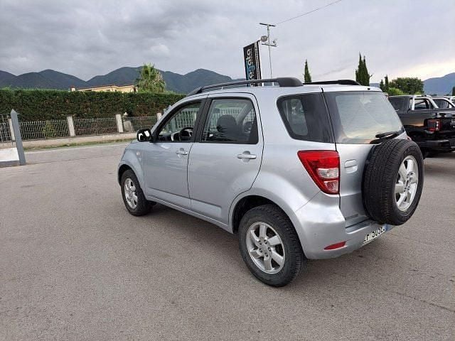 Usata Daihatsu Terios 86 CV (63 kW) 2007 Grigio SUV
