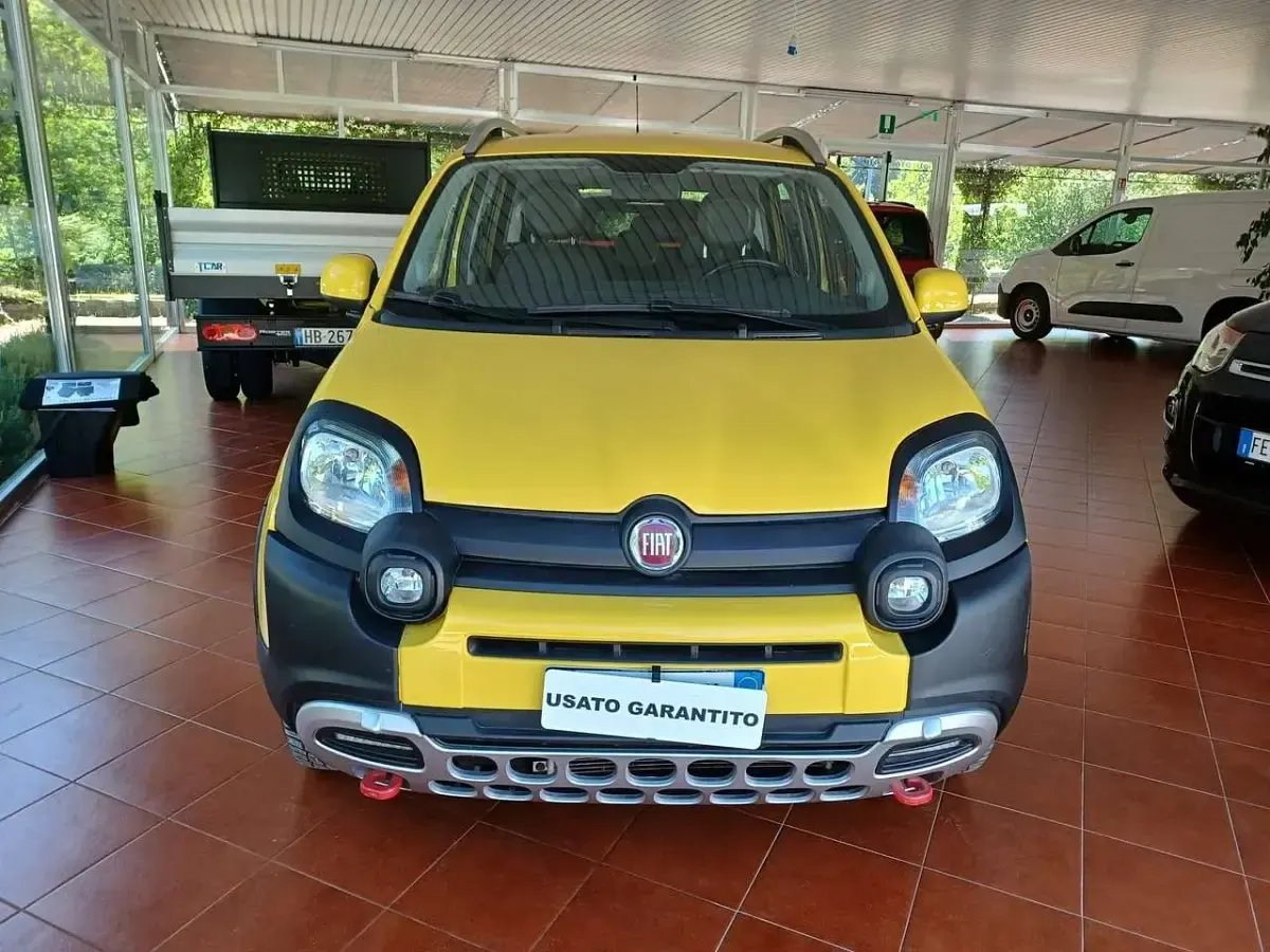 Occasion Fiat Panda Cross Cross 80 ch (58 kW) 2015 Jaune Citadine