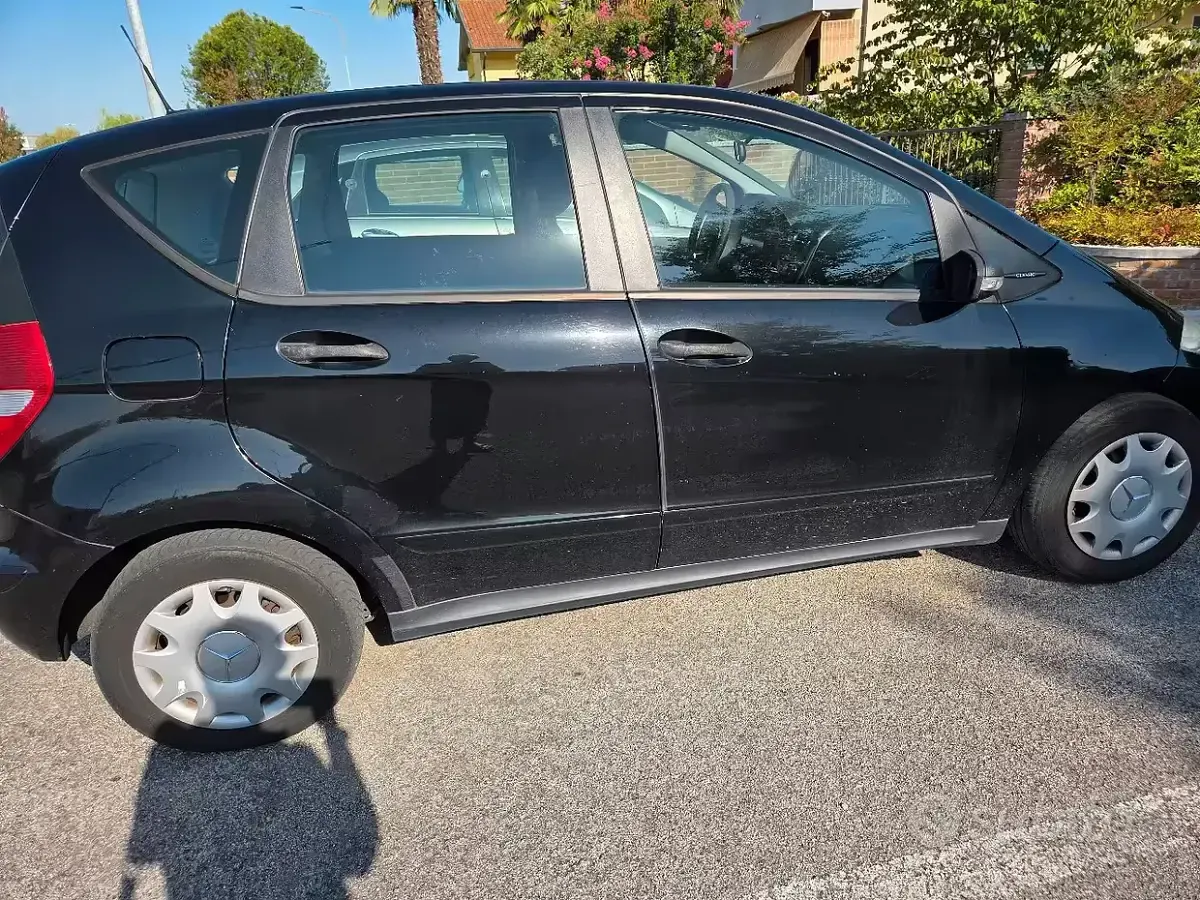 Usata Mercedes A150 95 CV (69 kW) 2005 Nero Berlina