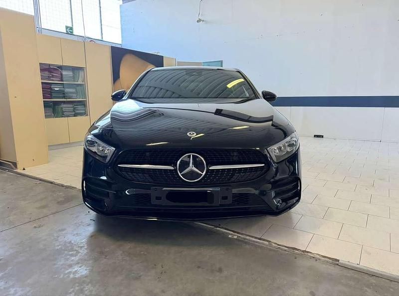 Usata Mercedes A200 Premium 150 CV (110 kW) 2021 Nero Berlina