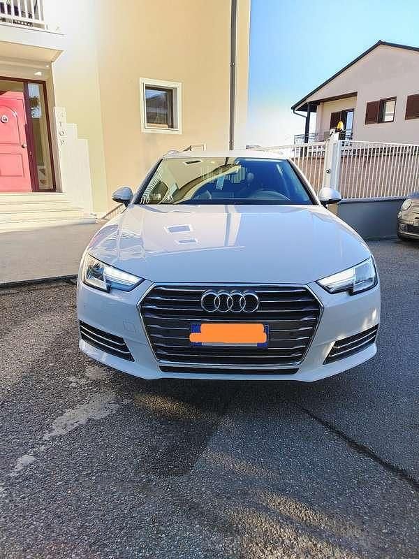 Usata Audi A4 Business 122 CV (89 kW) 2018 Station wagon