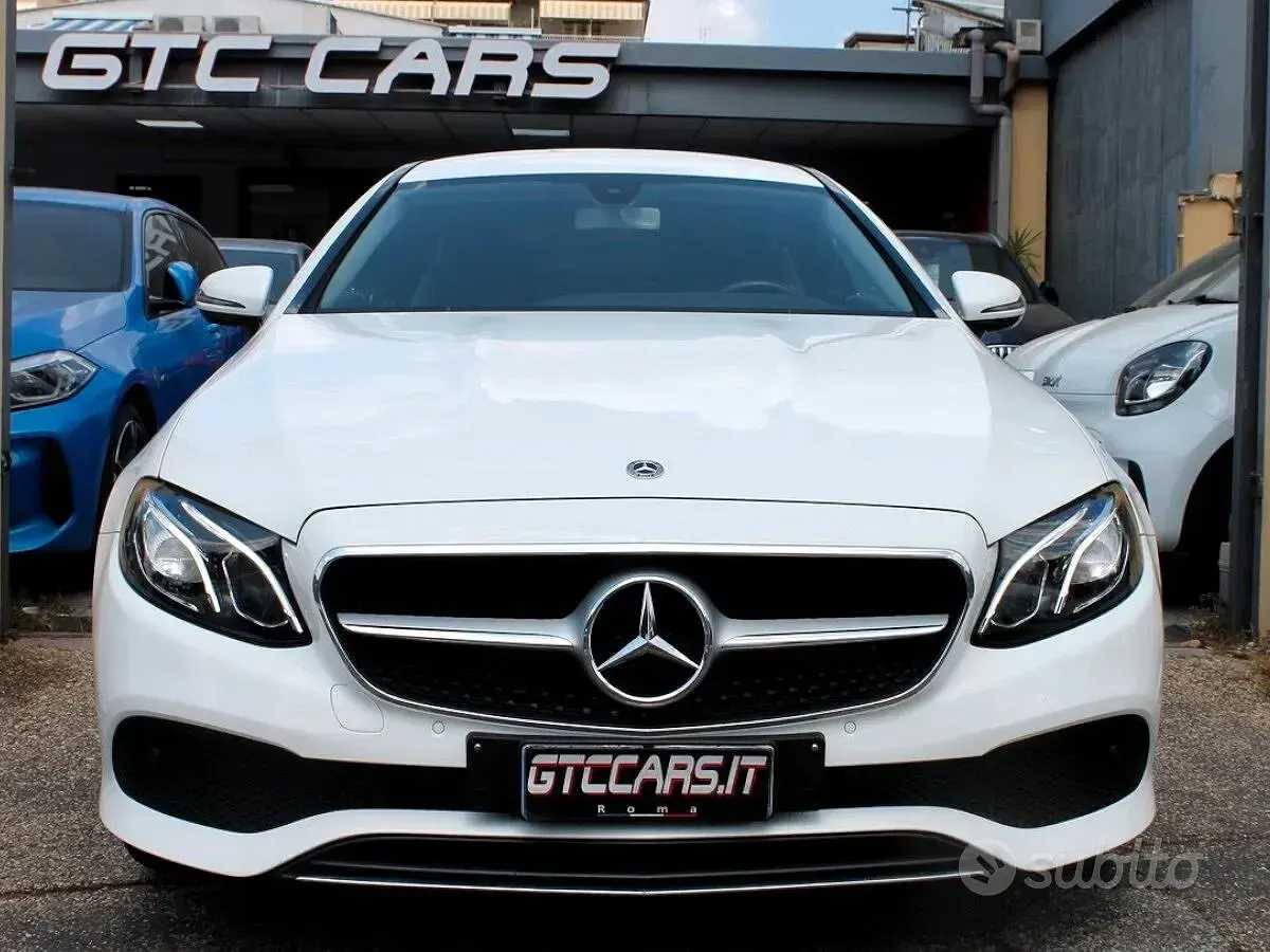 Usata Mercedes E220 194 CV (142 kW) 2018 Bianco Coupé