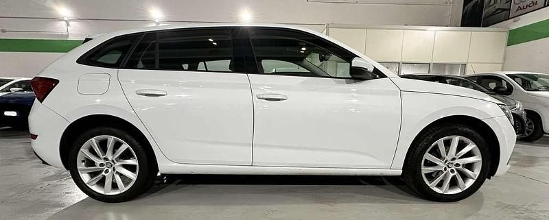 Usata Skoda Scala Style 110 CV (80 kW) 2022 Bianco Utilitaria