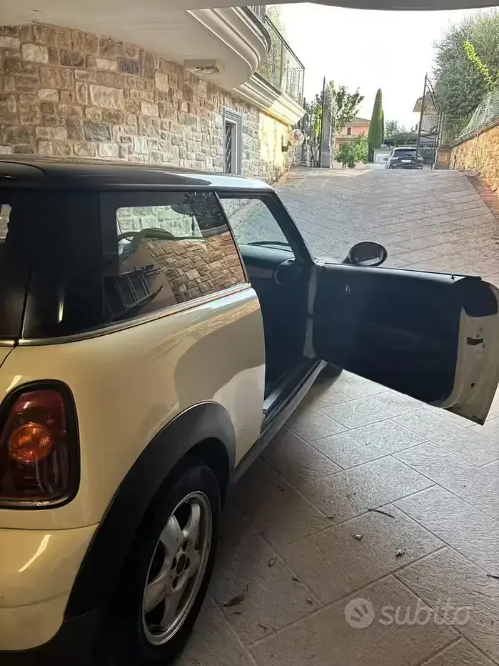 Usata Mini Cooper D Salt 109 CV (80 kW) 2008 Utilitaria