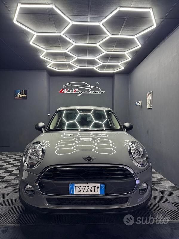 Usata Mini One D 95 CV (69 kW) 2018 Grigio Utilitaria