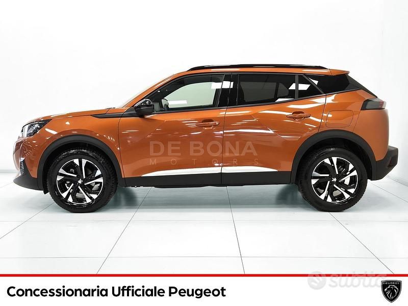 Begagnad Peugeot 2008 Allure 131 HK (96 kW) 2022 Orange SUV