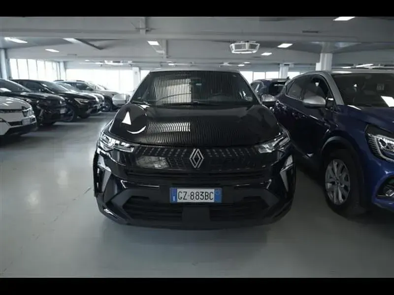 Usata Renault Captur Techno 90 CV (66 kW) 2025 Grigio chiaro SUV