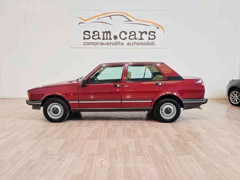 Usata Alfa Romeo Giulietta 109 CV (80 kW) 1982 Rosso Berlina