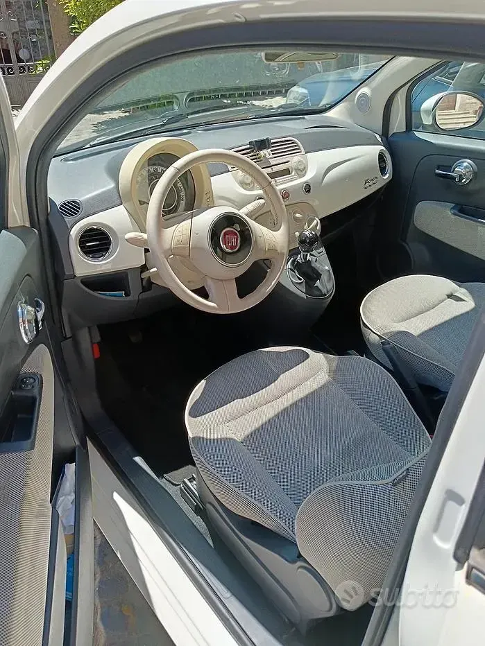 Usata Fiat 500 Lounge 69 CV (50 kW) 2012 Bianco Berlina