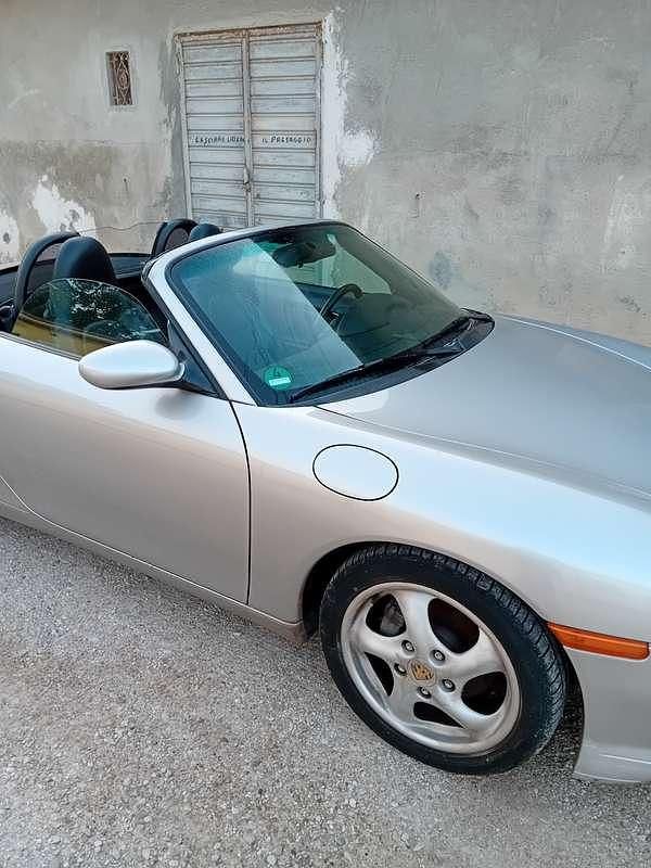 Usata Porsche Boxster 220 CV (161 kW) 2000 Grigio Cabrio
