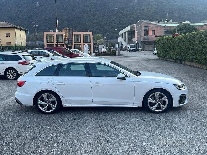 Usata Audi A4 Ambiente 204 CV (150 kW) 2021 Bianco Station wagon