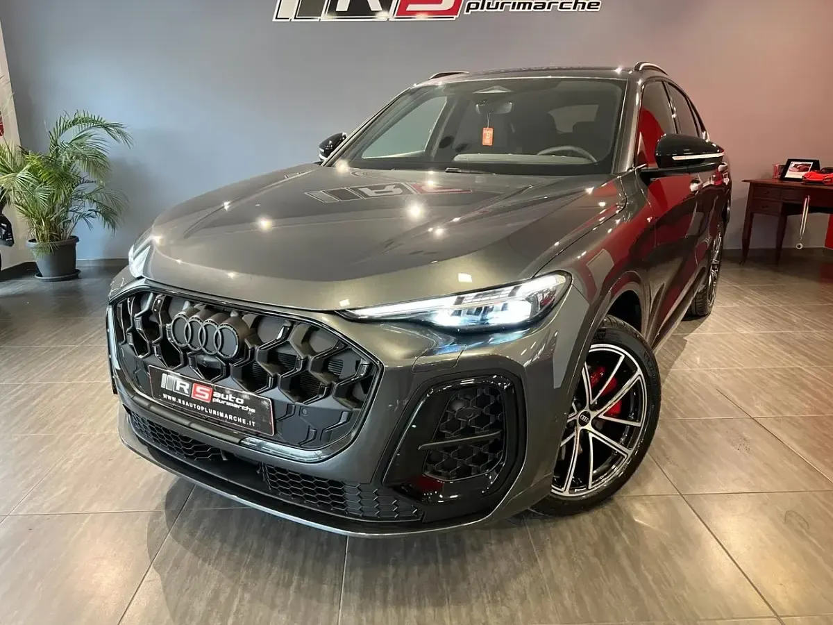 Nuova Audi Q5 S-Line 203 CV (149 kW) 2026 Grigio SUV