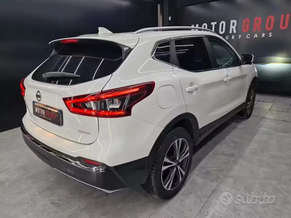 Usata Nissan Qashqai N-Connecta 116 CV (85 kW) 2019 Bianco SUV