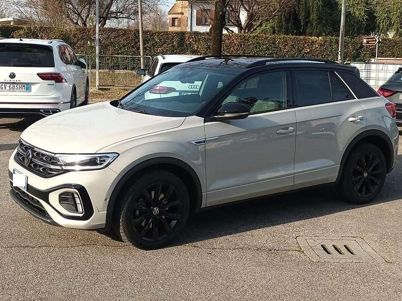 Usata VW T-Roc R-line 150 CV (110 kW) 2022 Ascot grey tetto black SUV