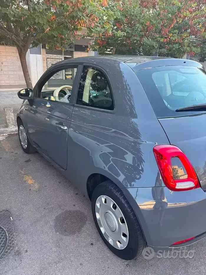 Usata Fiat 500 Lounge 69 CV (50 kW) 2018 Bluazzurro Berlina