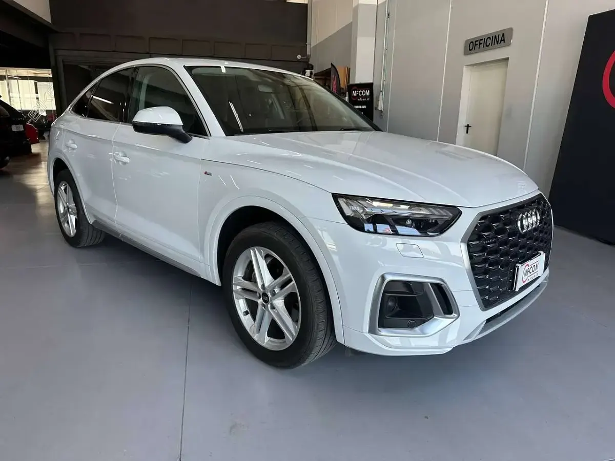 Usata Audi Q5 Sportback S-Line 204 CV (150 kW) 2022 Bianco SUV