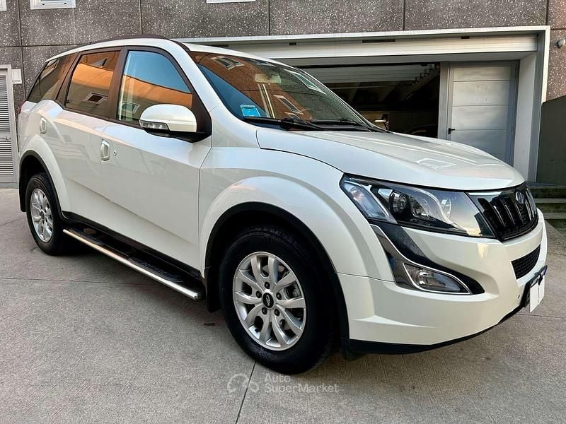 Bianco Usata 2018 Mahindra XUV500 SUV | 9400 € (Ottimo prezzo) - Immagine 1/4