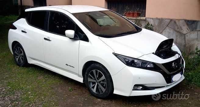 Usata Nissan Leaf Acenta 39 kW (54 CV) 2018 Bianco Utilitaria