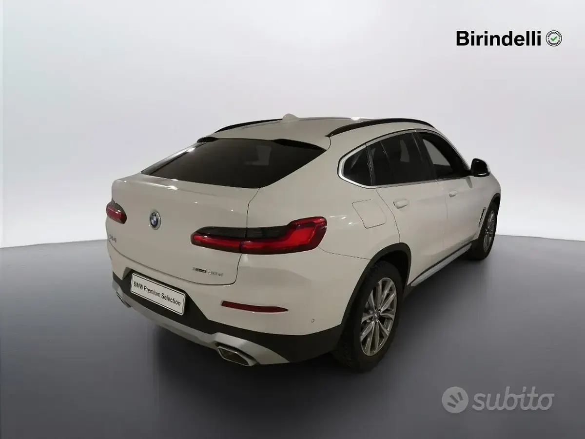Usata BMW X4 190 CV (139 kW) 2023 Bianco SUV